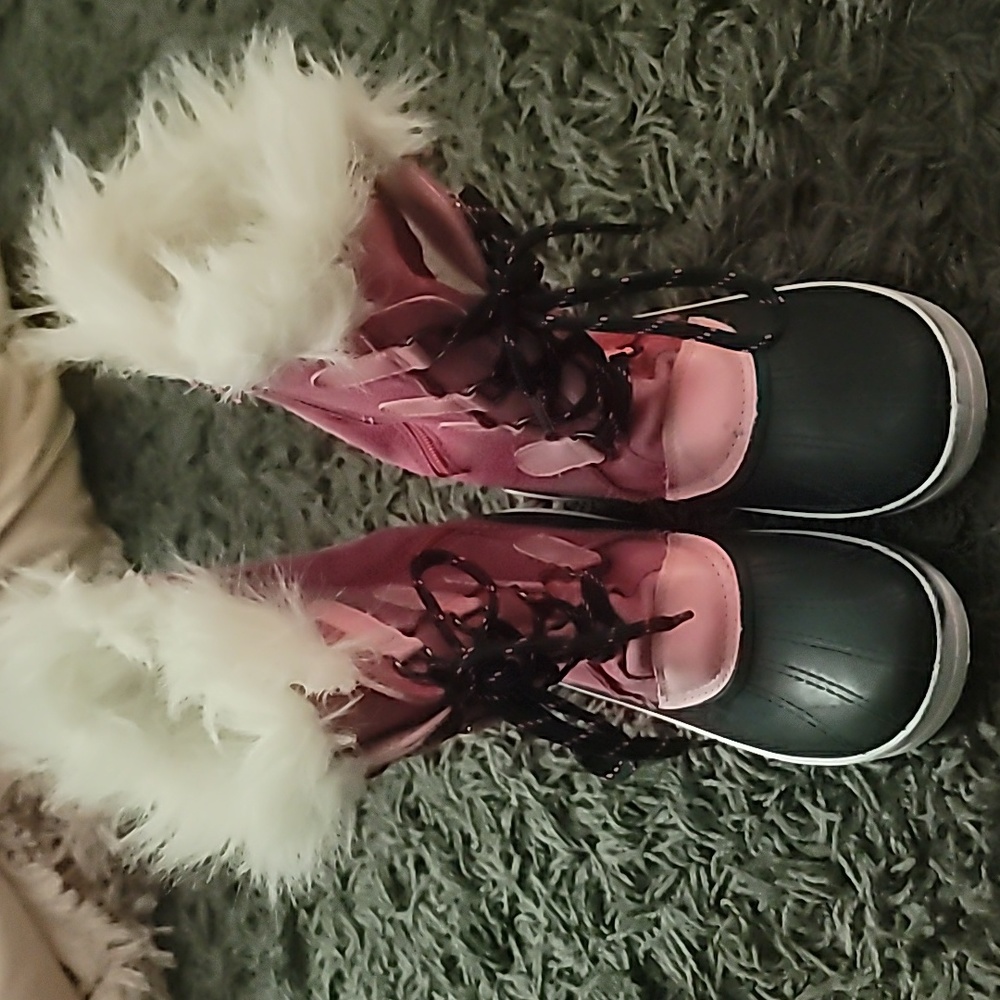 ❄️Woman Size 5 Snow Boots❄️